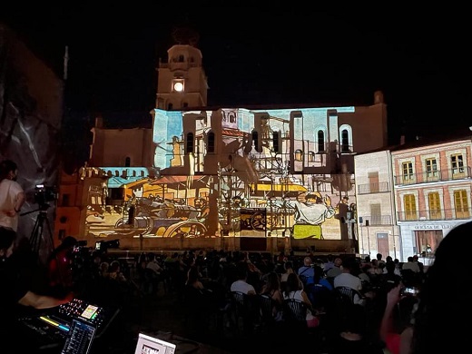 Proyección de los Videomapping Inaugural “LA QUEMA DE MEDINA” y el “SEGUNDO RENACIMIENTO” en la Plaza Mayor de la Hispanidad, dentro de la programación del VI Mapping Me - Nuevas Tecnologías aplicadas a las artes escénicas de Castilla y León 2021.